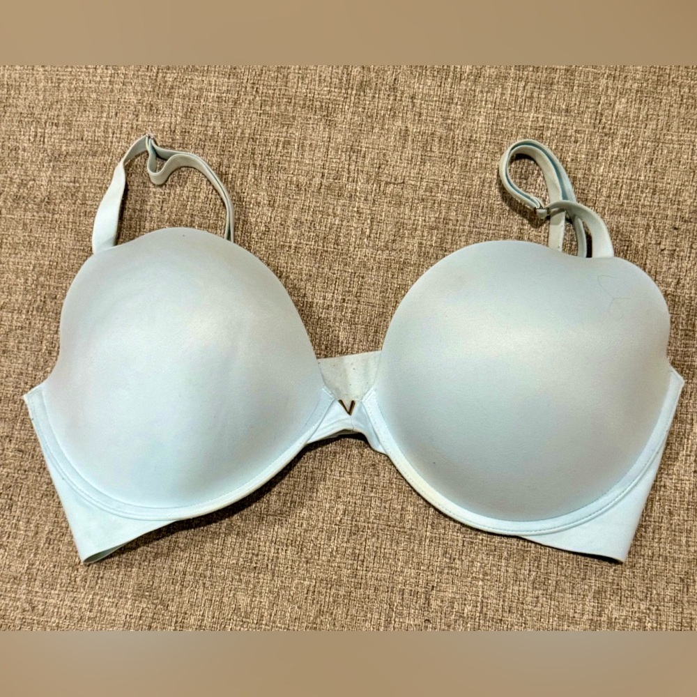 Victoria's Secret Soft Blue Bra 38DDD